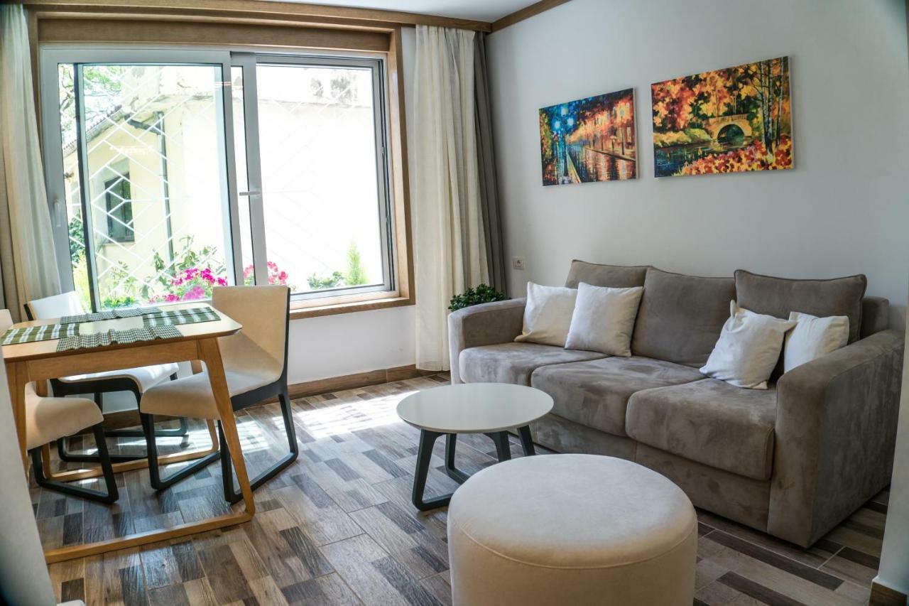 Venere Tirana Suite Deluxe Екстер'єр фото