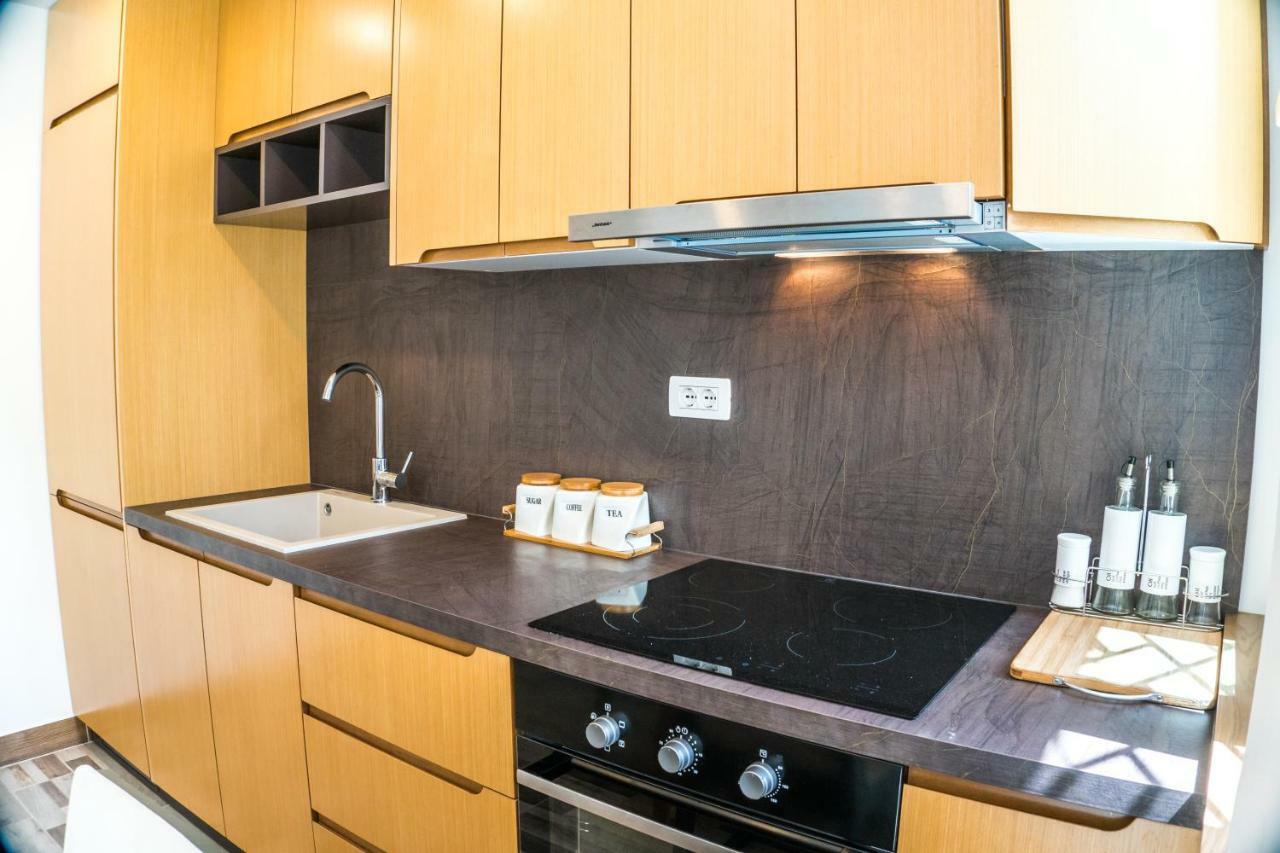 Venere Tirana Suite Deluxe Екстер'єр фото